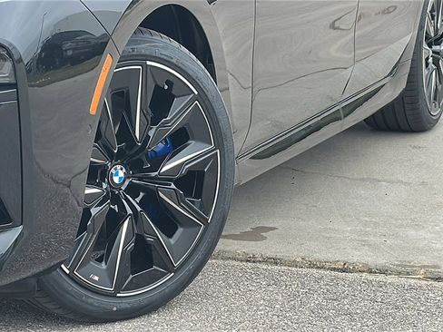 New 2026 BMW 740i image 3