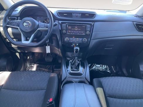 Used 2018 Nissan Rogue S image 10