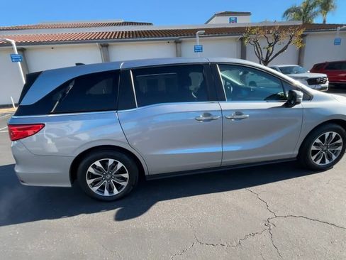 Certified 2023 Honda Odyssey EX-L image 9