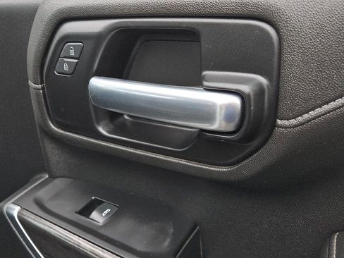 Used 2020 Chevrolet Silverado 2500 LTZ image 32