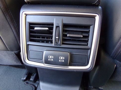 Used 2023 Subaru Forester Limited AWD/4WD image 28