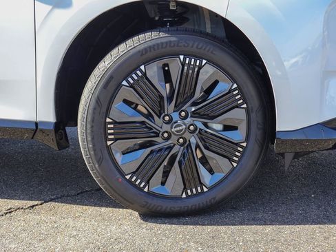 New 2026 Nissan Murano Platinum image 17