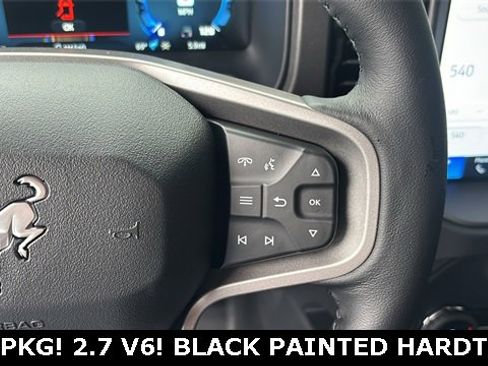 New 2025 Ford Bronco Badlands image 11