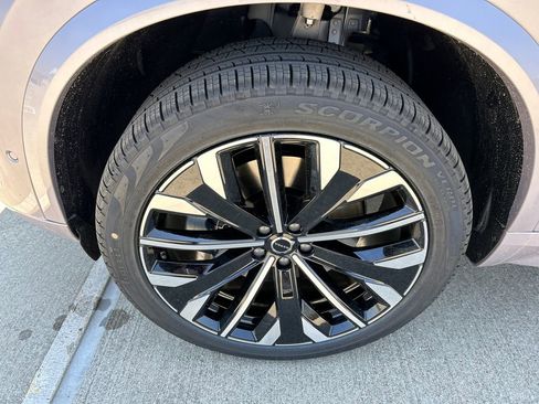New 2026 Volvo XC90 T8 Ultra w/ Protection Package Premier AWD/4WD image 8
