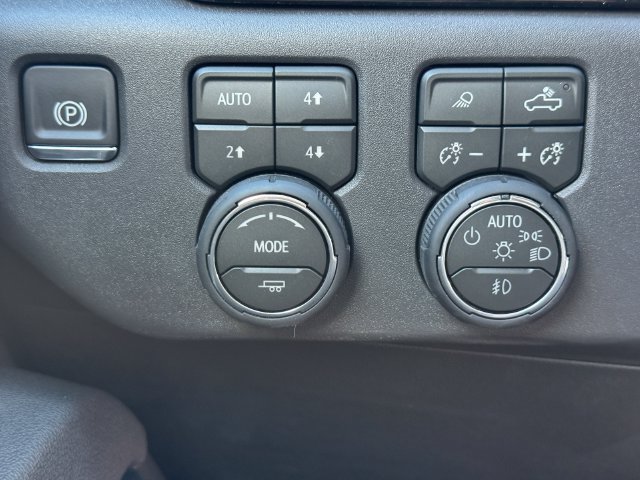 Used 2026 Chevrolet Silverado 1500 RST AWD/4WD image 27