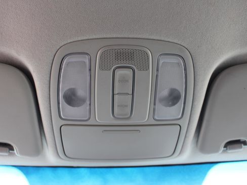 Used 2016 Kia Soul + image 27