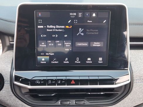 Used 2025 Jeep Compass Sport image 12