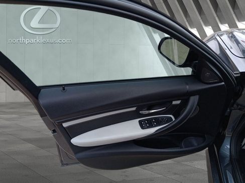 Used 2016 BMW M3 image 10