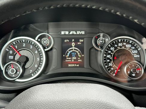 Used 2024 RAM 2500 Big Horn AWD/4WD image 22
