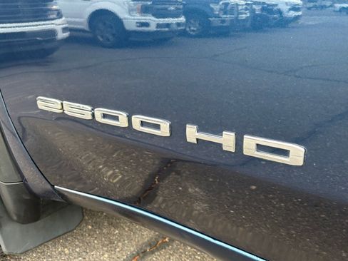 Used 2021 GMC Sierra 2500 SLE image 16