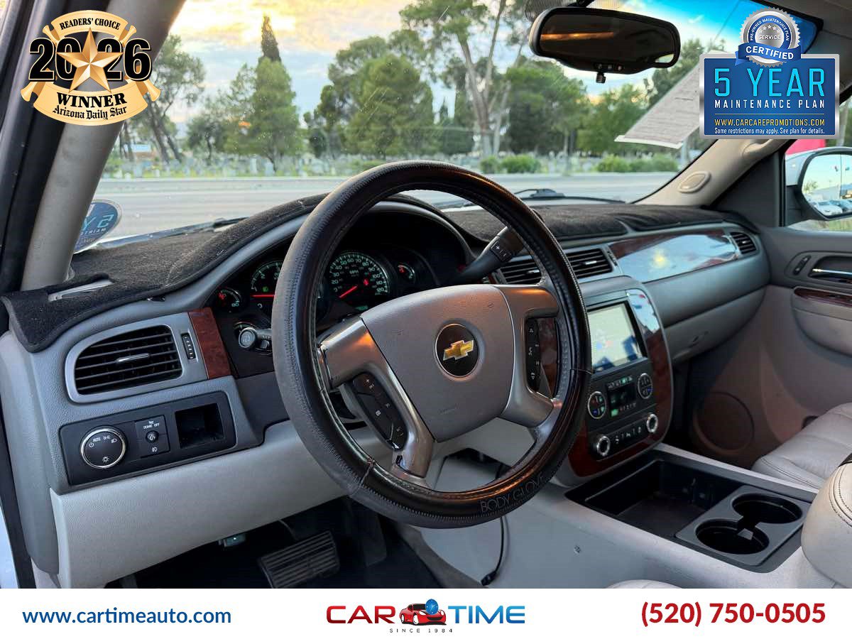Used 2012 Chevrolet Suburban LT RWD image 7