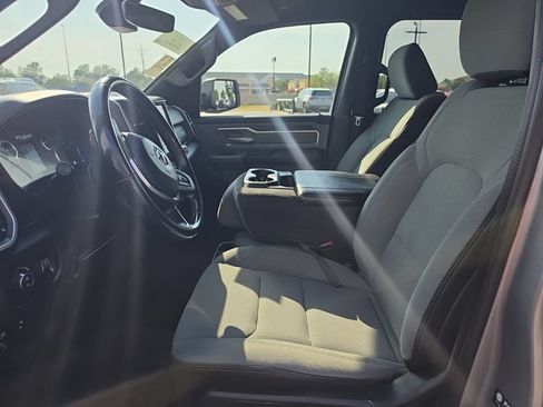Used 2022 RAM 1500 Big Horn AWD/4WD image 14