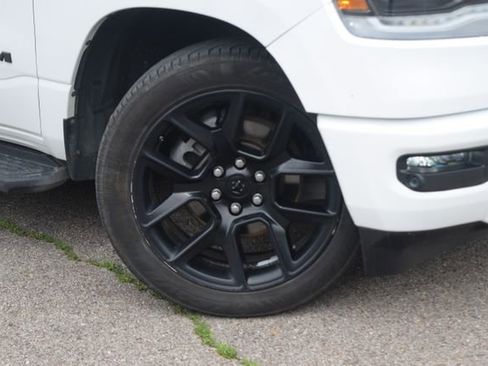 Used 2023 RAM 1500 Laramie AWD/4WD image 30