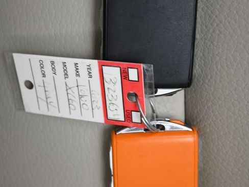 Used 2023 Volvo XC60 B5 Plus w/ Protection Package Premier image 29