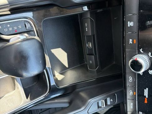 Used 2020 Kia Telluride S AWD/4WD image 23