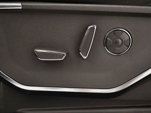 New 2025 Ford F150 Platinum w/ Equipment Group 703A Plus image 12