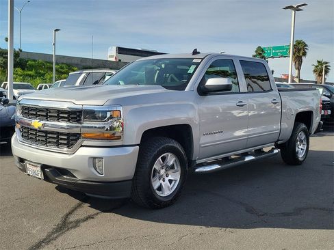 Used 2017 Chevrolet Silverado 1500 LT w/ All Star Edition image 28