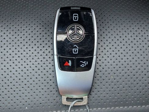 Certified 2022 Mercedes-Benz E 53 AMG 4MATIC Sedan image 31