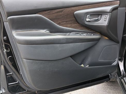 Used 2023 Nissan Murano Platinum w/ Cargo Package image 9