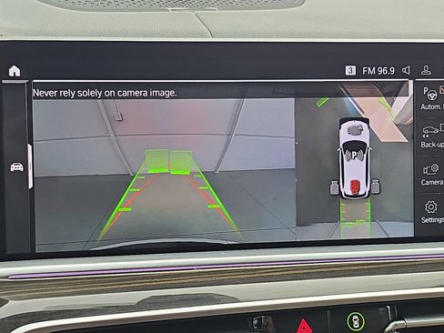 Used 2023 BMW X5 xDrive40i w/ Premium Package image 23