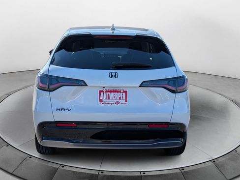 Used 2025 Honda HR-V EX-L image 4