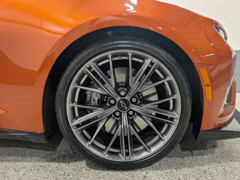 Used 2022 Chevrolet Camaro ZL1 image 17