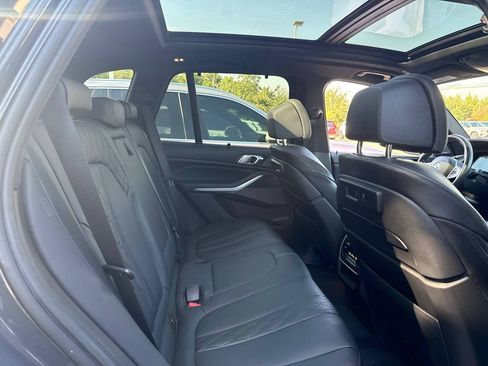 Used 2021 BMW X5 M50i w/ Executive Package AWD/4WD image 17