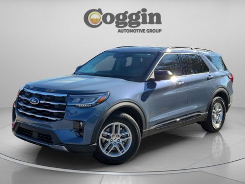 New 2026 Ford Explorer Active w/ Active Comfort Package image 1