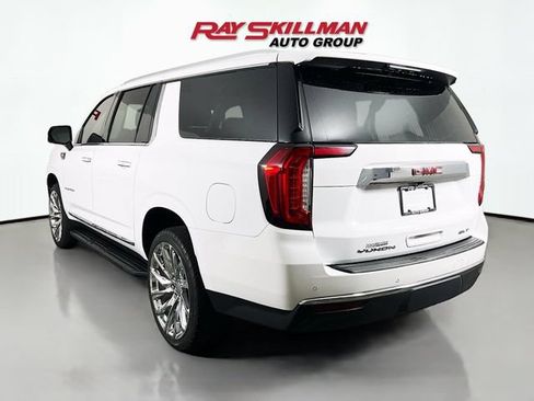 Used 2024 GMC Yukon XL SLT w/ SLT Luxury Package AWD/4WD image 5