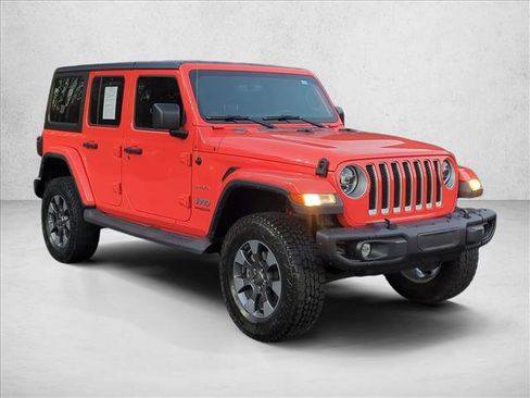 Used 2018 Jeep Wrangler Unlimited Sahara image 3