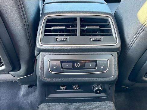 Used 2019 Audi A6 3.0T Premium w/ Convenience Package image 28
