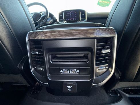 Used 2019 RAM 1500 Laramie AWD/4WD image 29