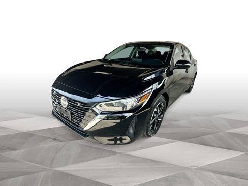 Used 2025 Nissan Sentra SV FWD image 4
