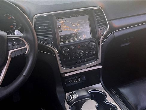 Used 2015 Jeep Grand Cherokee Limited RWD image 8
