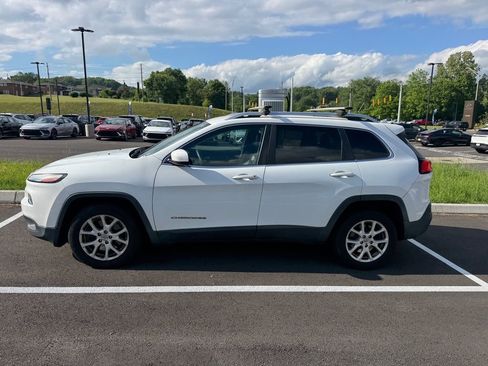 Used 2014 Jeep Cherokee Latitude FWD image 6