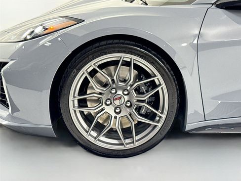 Used 2025 Chevrolet Corvette Z06 image 37
