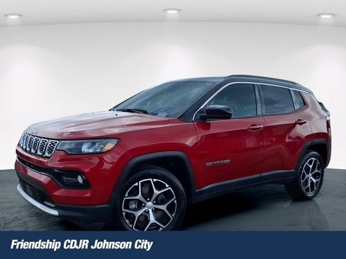 Used 2024 Jeep Compass Limited AWD/4WD image 1