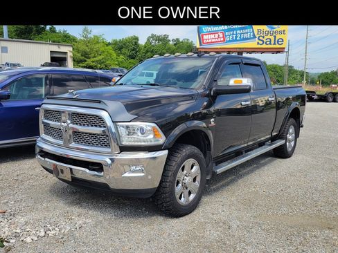 Used 2016 RAM 2500 Laramie w/ Convenience Group AWD/4WD image 2