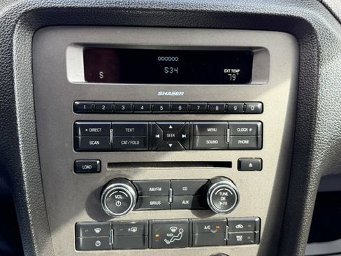 Used 2010 Ford Mustang GT RWD image 21