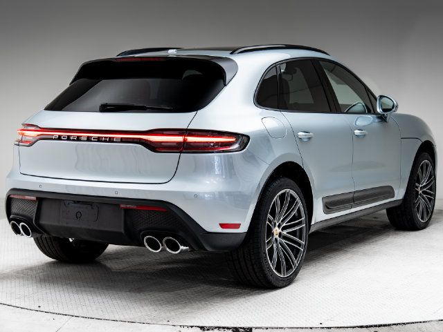 Certified 2026 Porsche Macan AWD/4WD image 35