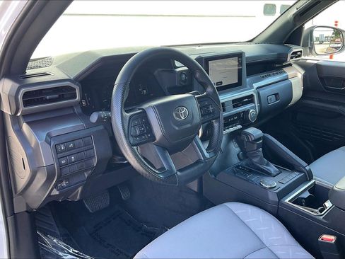 Used 2025 Toyota Tacoma SR5 RWD image 18