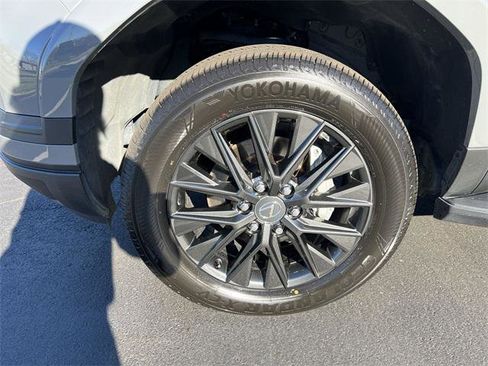 Certified 2024 Lexus GX 550 image 8