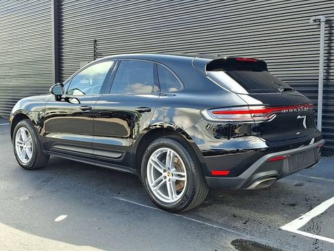 Certified 2026 Porsche Macan AWD/4WD image 3