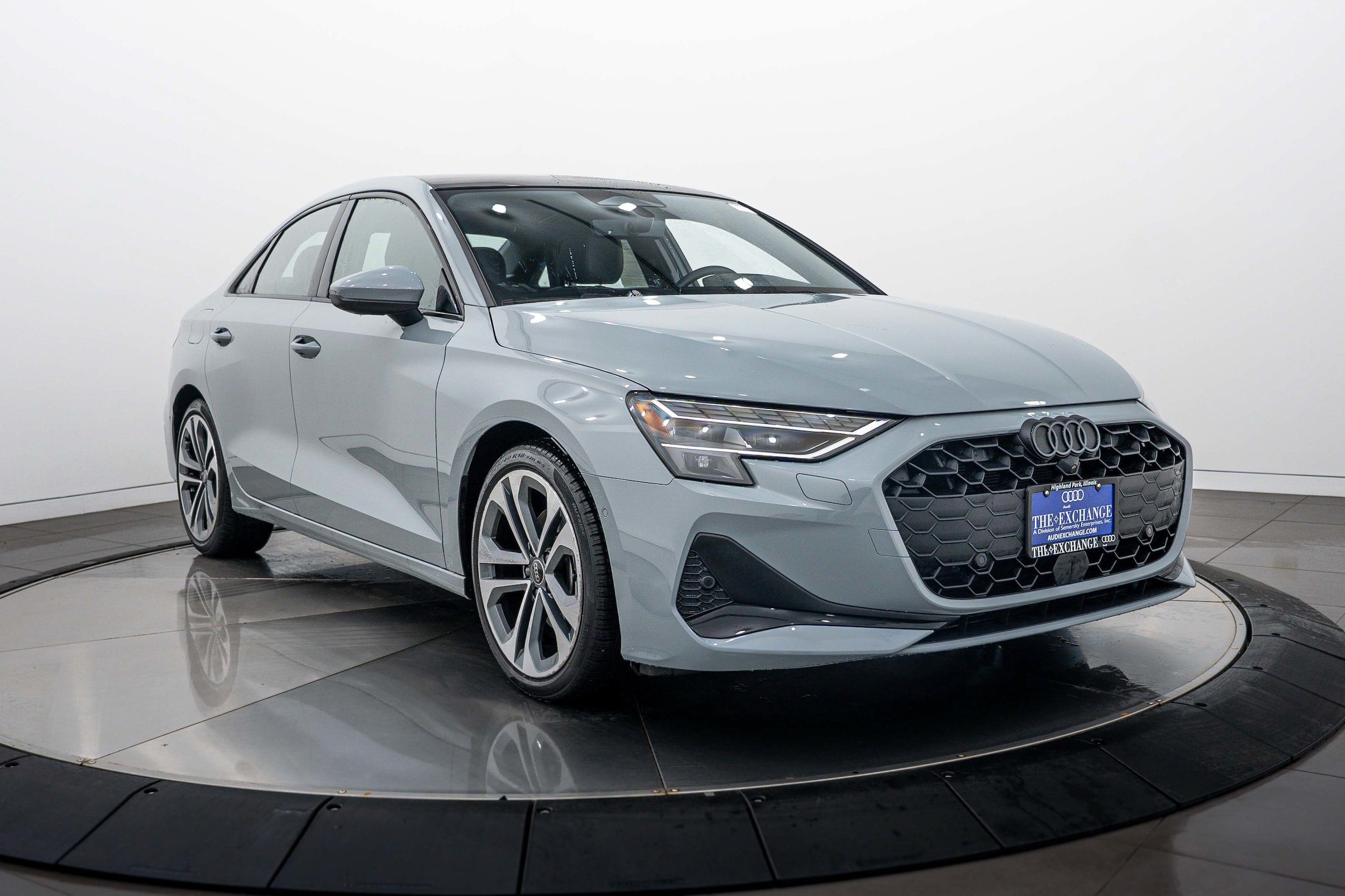 Used 2026 Audi A3 2.0T Premium Plus w/ Premium Plus Package AWD/4WD image 2