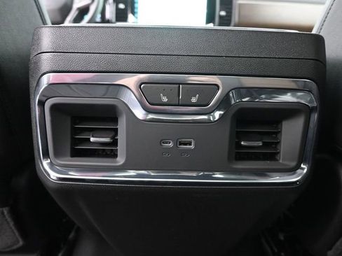 Used 2025 Chevrolet Silverado 2500 High Country w/ Technology Package image 29