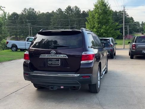Used 2012 Toyota Highlander FWD image 6