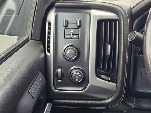 Used 2018 GMC Sierra 1500 SLT w/ SLT Premium Package AWD/4WD image 34