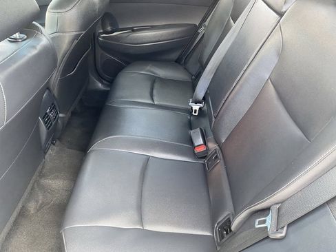 Certified 2024 Toyota Corolla Cross XLE w/ Convenience Package FWD image 20