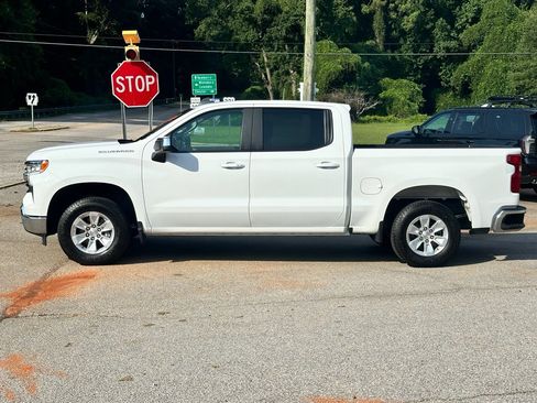 Used 2025 Chevrolet Silverado 1500 LT RWD image 4