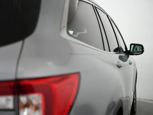 Used 2020 Honda Pilot EX image 61